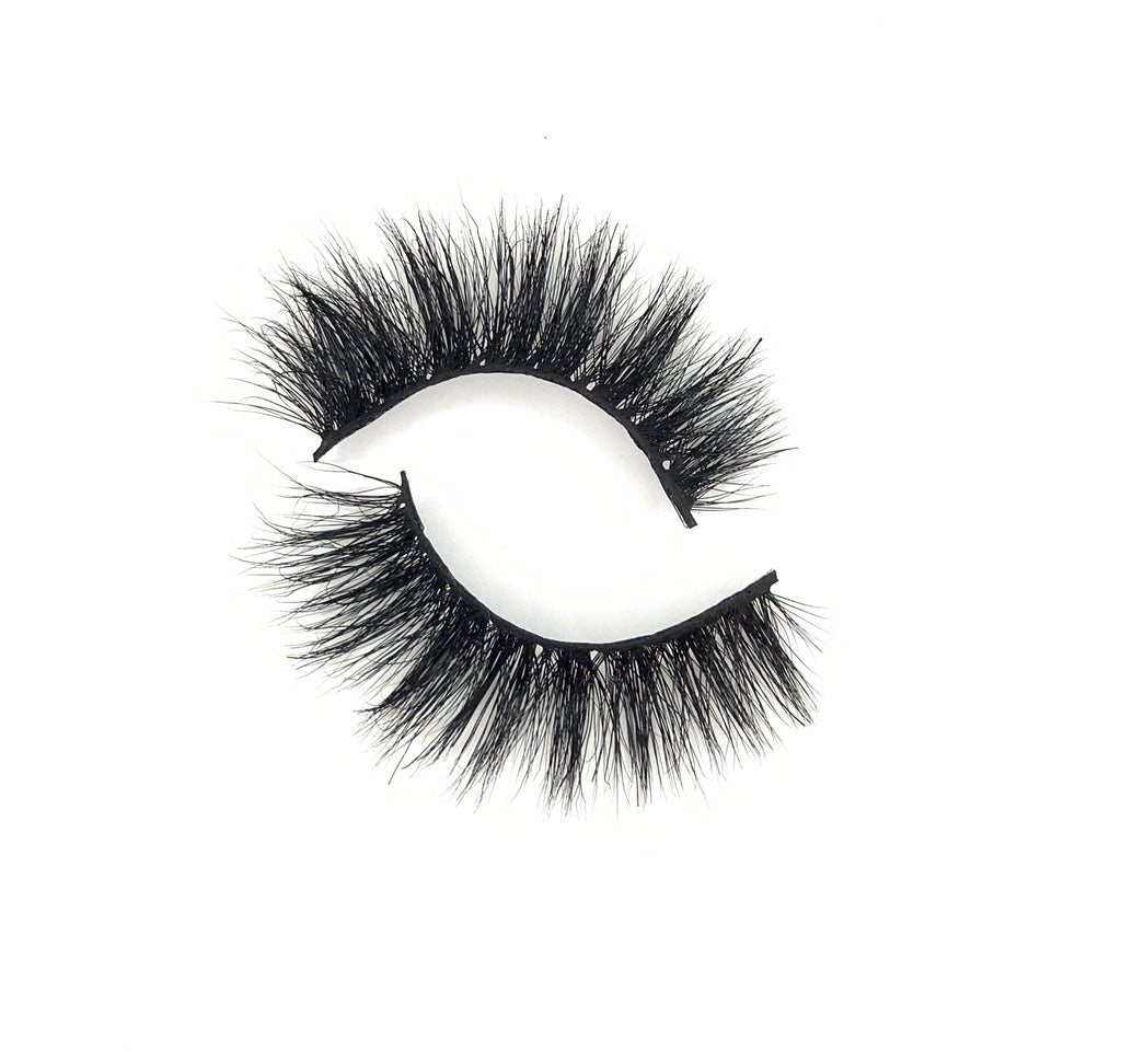 Laila Lashes