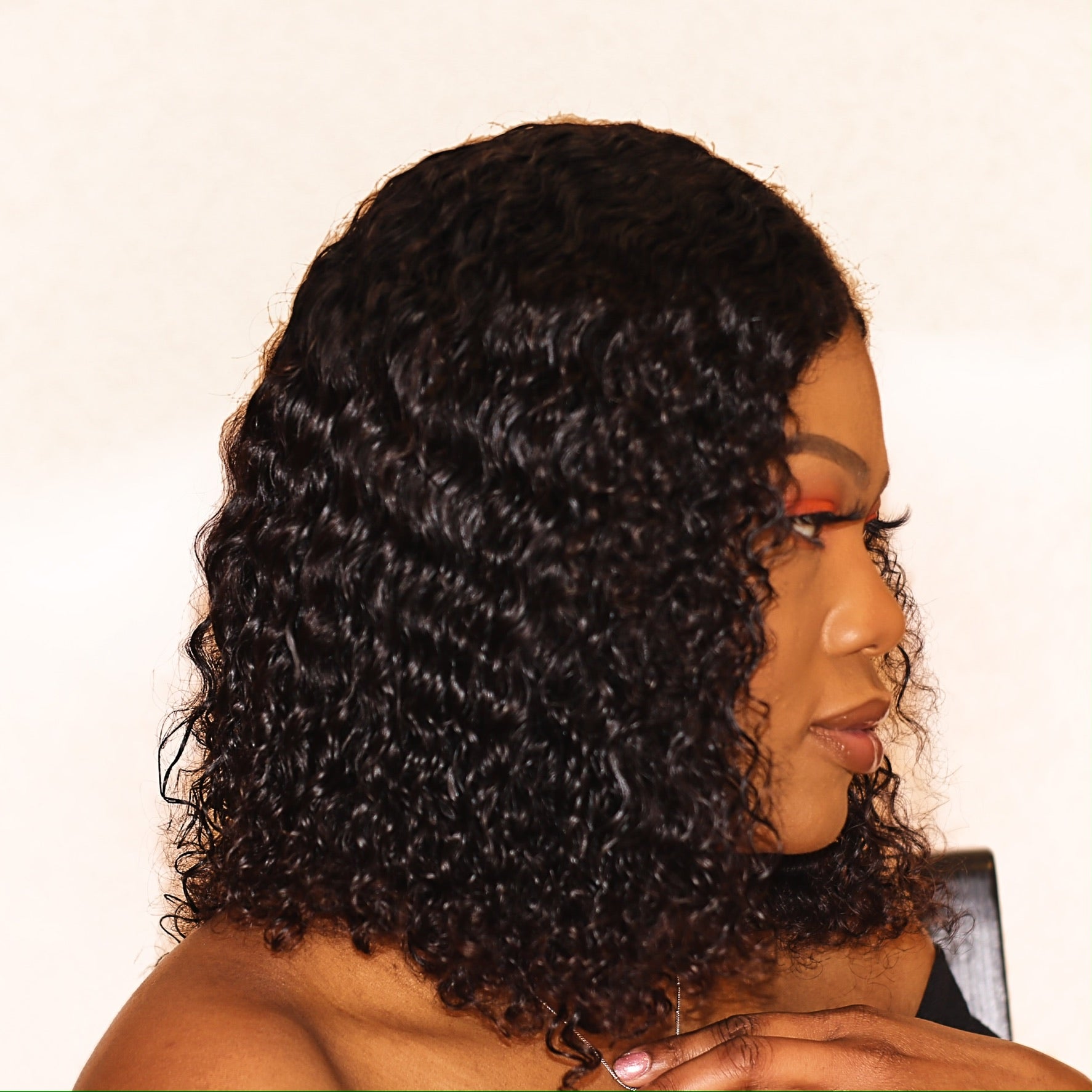 Ivie Unit (Short Deep Wave Wig)